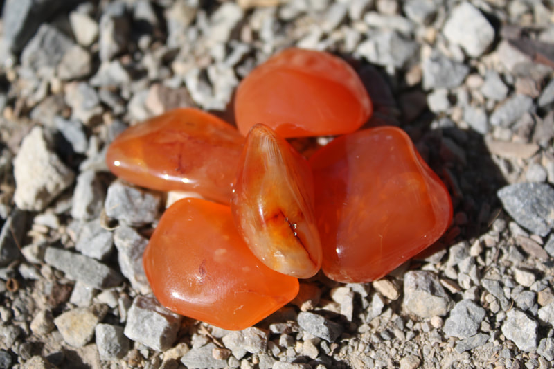 Carnelian gemstones - Sacral Chakra Blog