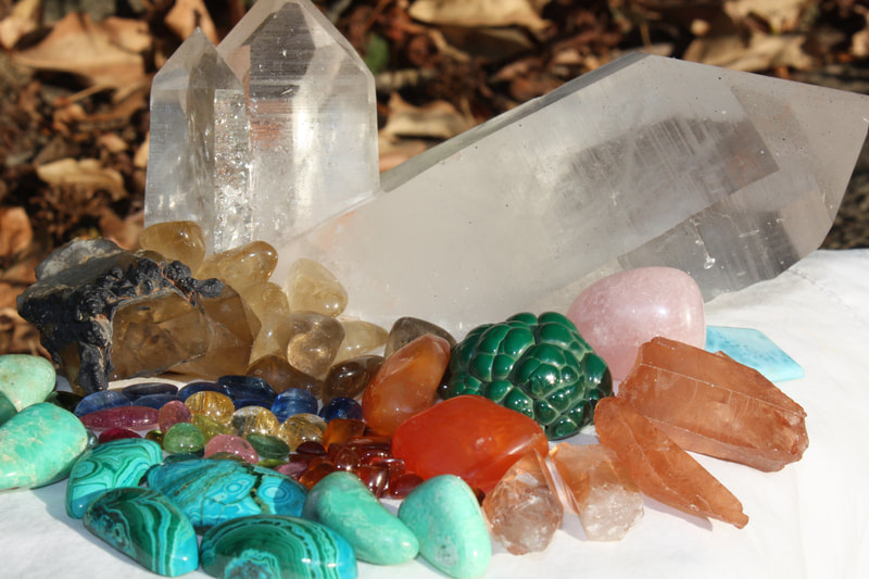 A selection of Quartz, Malachollas, Citrines and mixed gems from our private collection!